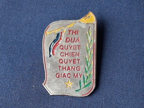 Scarce viet cong early - scarce,
