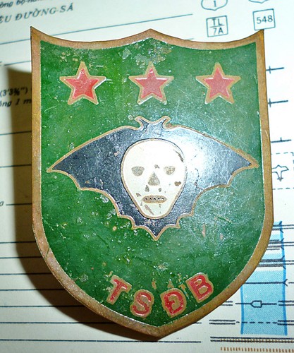 Beercan badge quang - beercan,