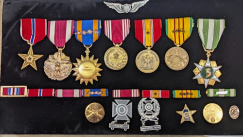 Named vietnam helicopter crew - named,